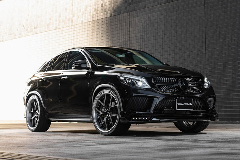 Mercedes Benz Gle Coupe Gets Murdered Out Makeover Carbuzz