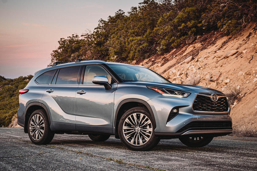 The Daily Drive Consumer Guide takes the 2020 Toyota Highlander Platinum for a test drive