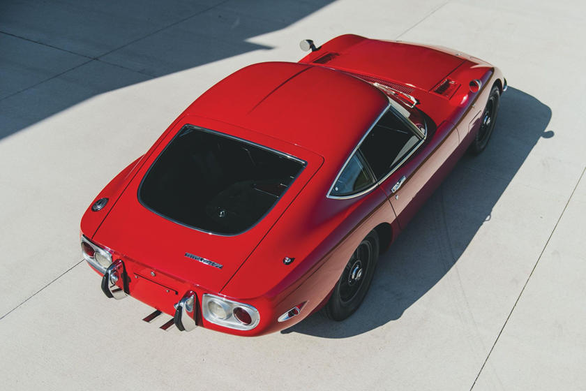 Super Rare LHD Toyota 2000GT Sells For $900,000 | CarBuzz