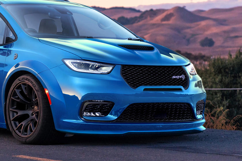 Chrysler Pacifica Hellcat Is The Minivan Of Our Dreams CarBuzz