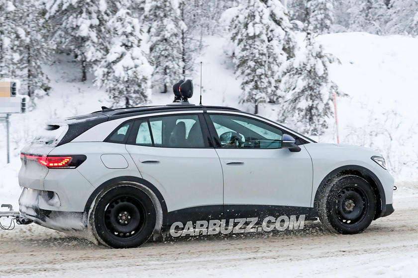 High Performance Volkswagen Id4 Gtx Spied For The First Time Carbuzz