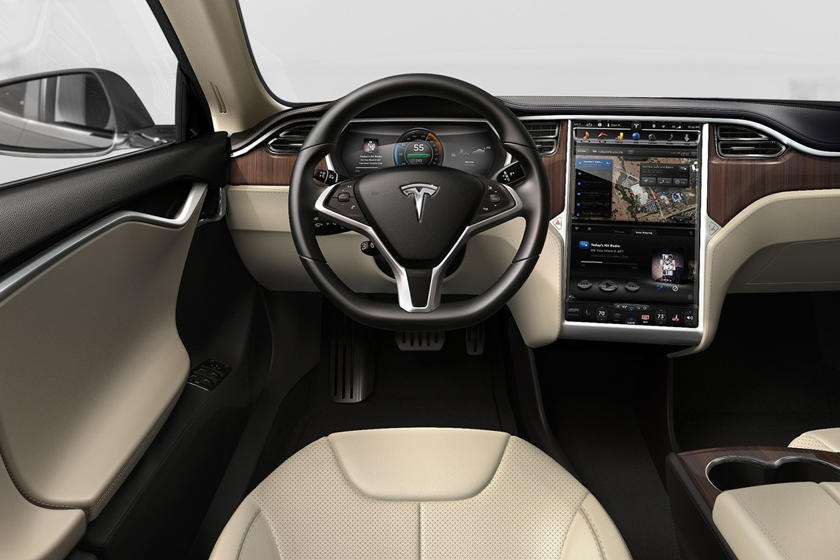 Système d'infodivertissement Tesla Model S 2012-2016