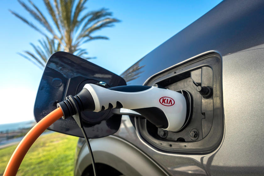 Bouchon de réservoir de carburant hybride Kia Niro 2018-2020 ouvert
