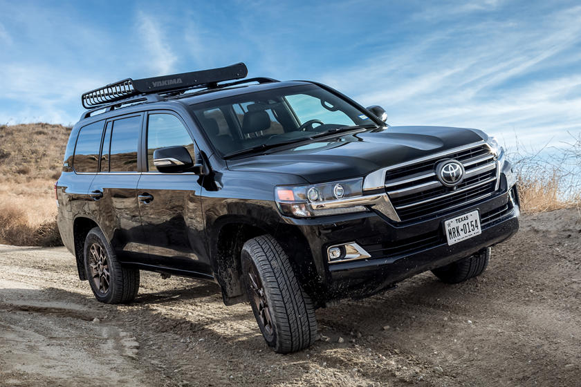 2020-2021 Toyota Land Cruiser Front Angle View