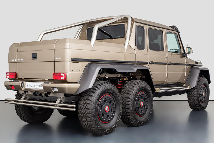 This Mercedes Amg G63 6x6 Is An Influencer S Dream Carbuzz