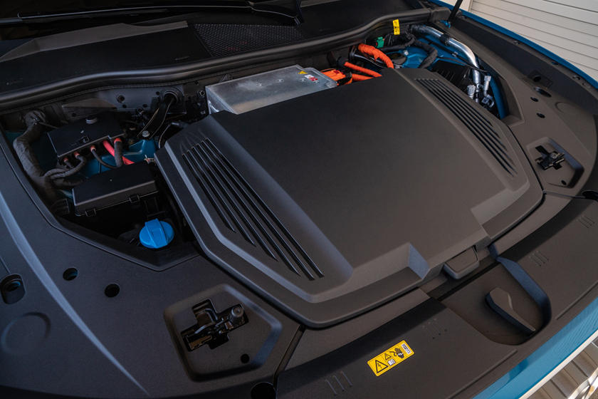 Audi e-tron Engine Bay 2021 2019