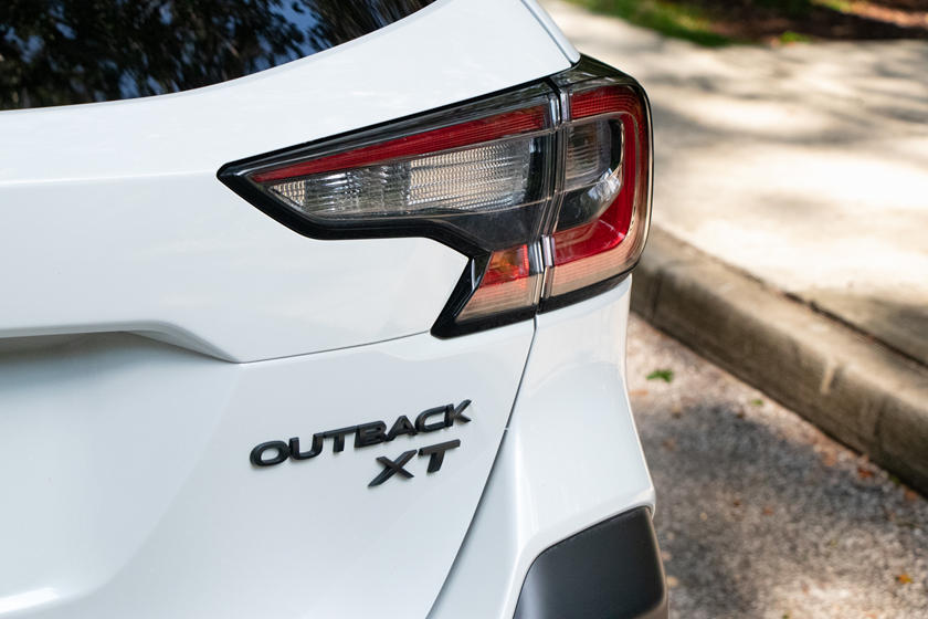 Badge arrière Subaru Outback 2020-2021
