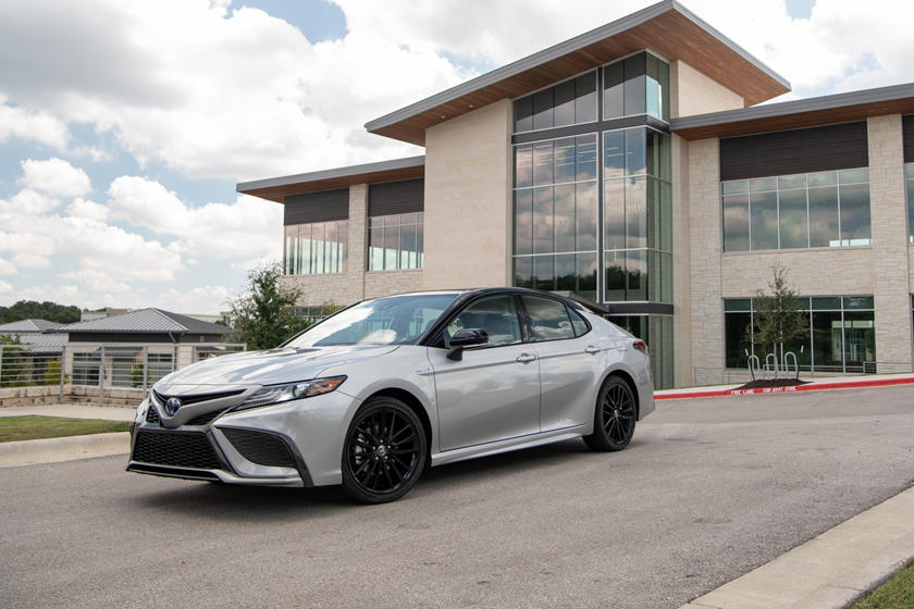 2021 Toyota Camry Xse Silver And Black