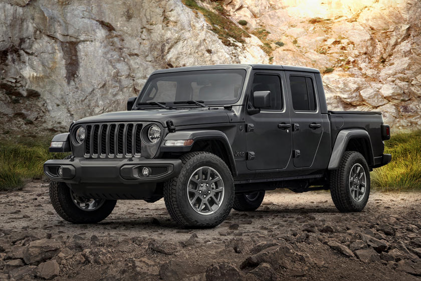 Official: Jeep Wrangler And Gladiator Get Tougher With Gorilla Glass |  CarBuzz