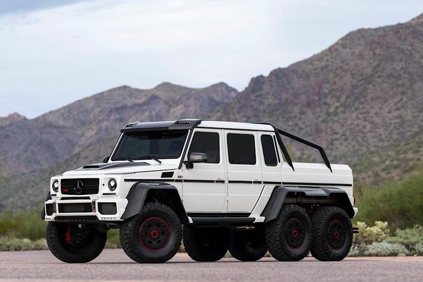 This 700 Hp Mercedes Brabus G63 6x6 Can Be Driven In America Carbuzz