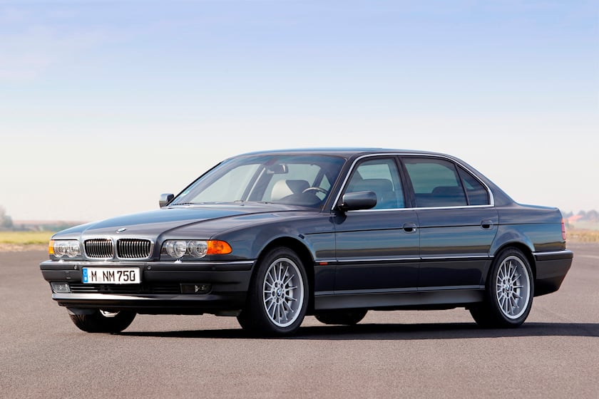  Los autos con motor BMW V1 más icónicos jamás fabricados