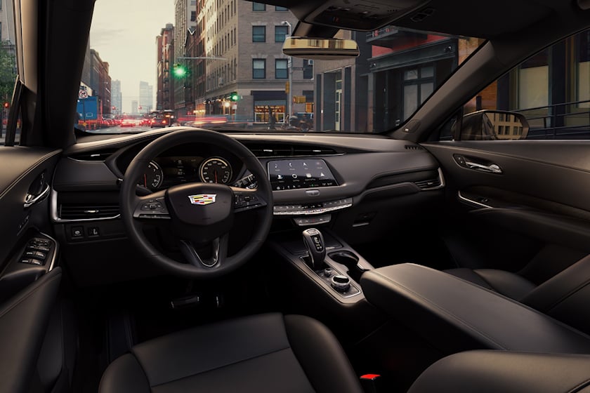 2019-2022 Cadillac XT4 Steering Wheel