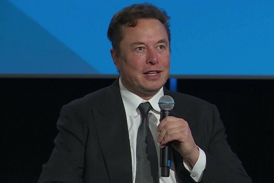 musk wants full self-driving before the end of 2022 | carbuzz