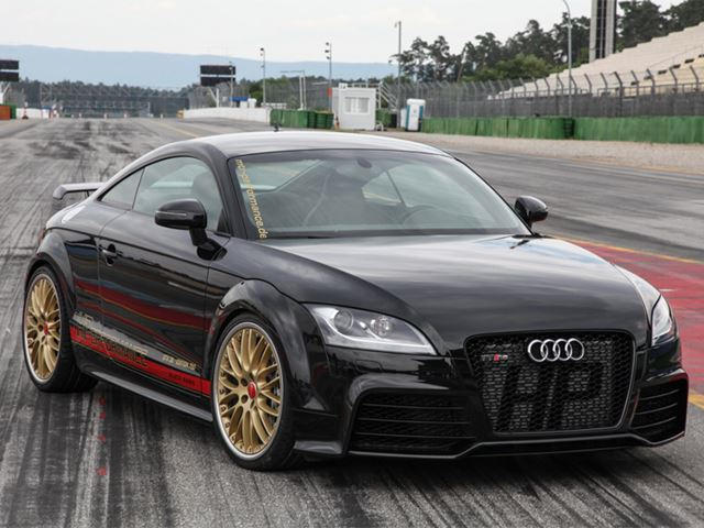 Gold Wheels Aren T Just Bling For This Audi Tt Rs Carbuzz