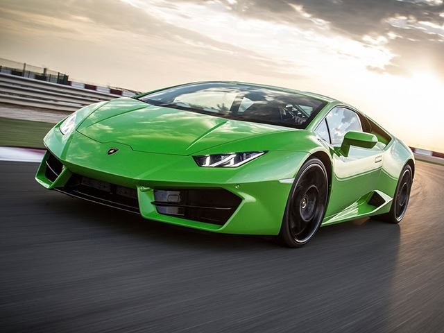 Lamborghini Could Give 2019 Huracan Rear-Wheel Steering ...